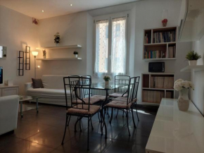 LUXURY STATION APARTMENT